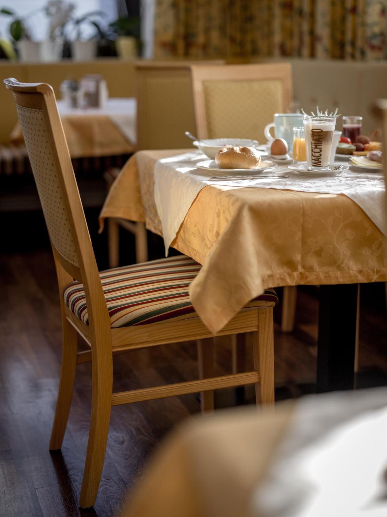 Hotel Garni Europa Σανκτ Αντόν αμ Άλμπεργκ Εξωτερικό φωτογραφία